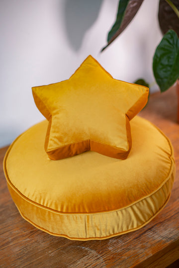 Kleiner Samt Pouf Gelb | Runder Bodenhocker