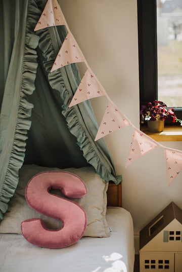 How to design a gender-neutral children’s room with character?