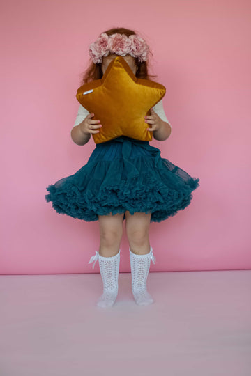 Star Cushions as Photo Props: Capturing Magical Kids' Portraits