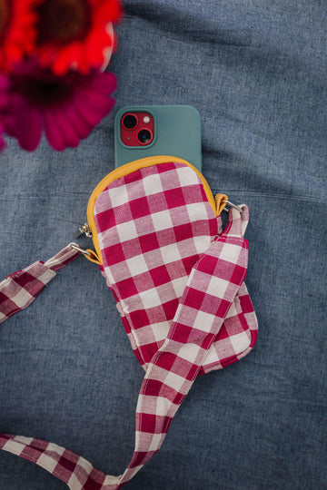 Phone pouches - www.bettyshome.com