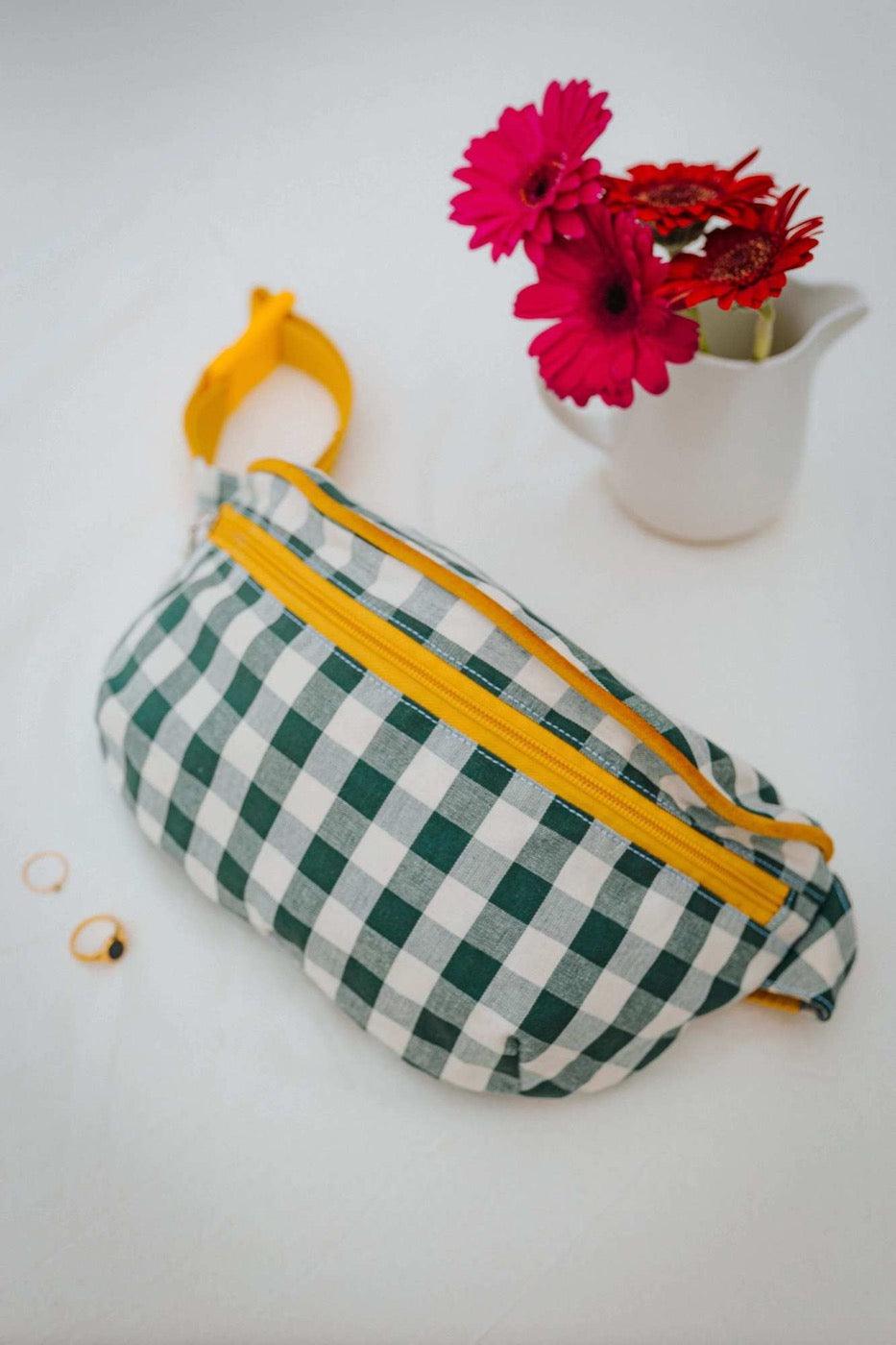 Hip Pack City | Fanny Pack | Gingham | Green Grass - www.bettyshome.com