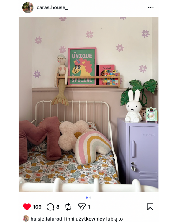 Velvet Letter Cushion M on kids bed 